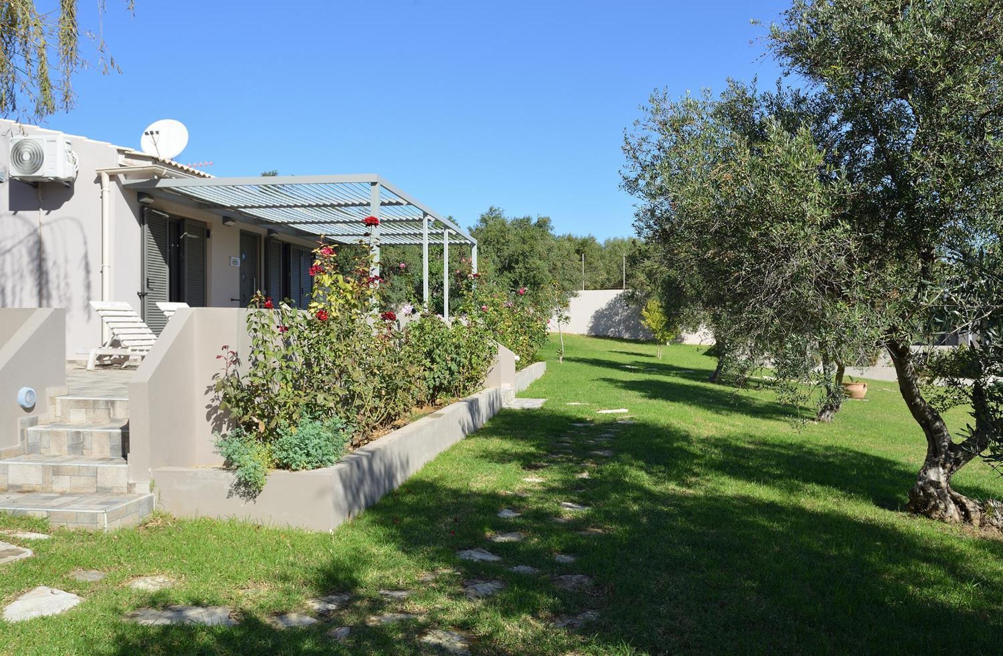 Alexandra'S Garden Houses 斯塔罗斯 外观 照片
