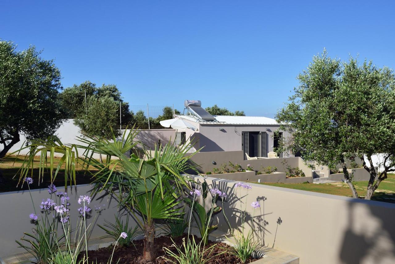 Alexandra'S Garden Houses 斯塔罗斯 外观 照片